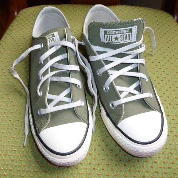 Converse Shoes - Converse CTAS Ox shoes olive green size 6 like new